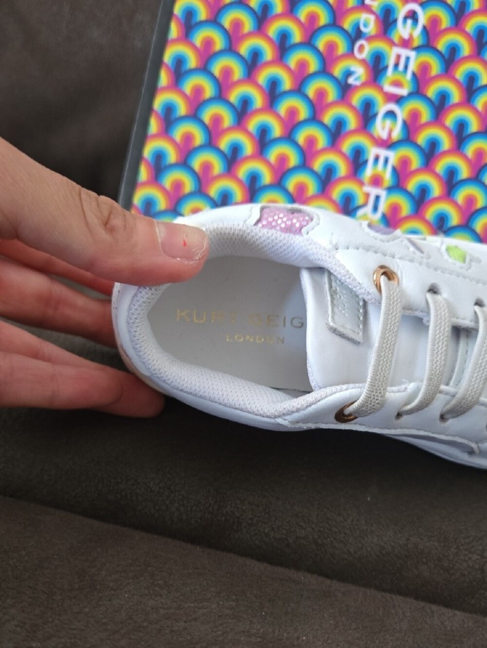 Kids White Butterfly Embroidered Sneaker & Multicolor Metallic Sandal Duo - Picture 5 of 12